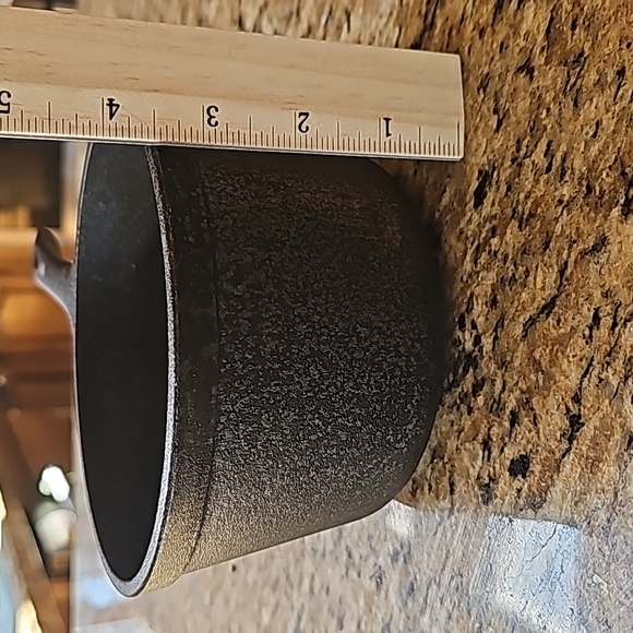 Jim Beam cast iron basting pot sauce pot with spout - Picture 9 of 9